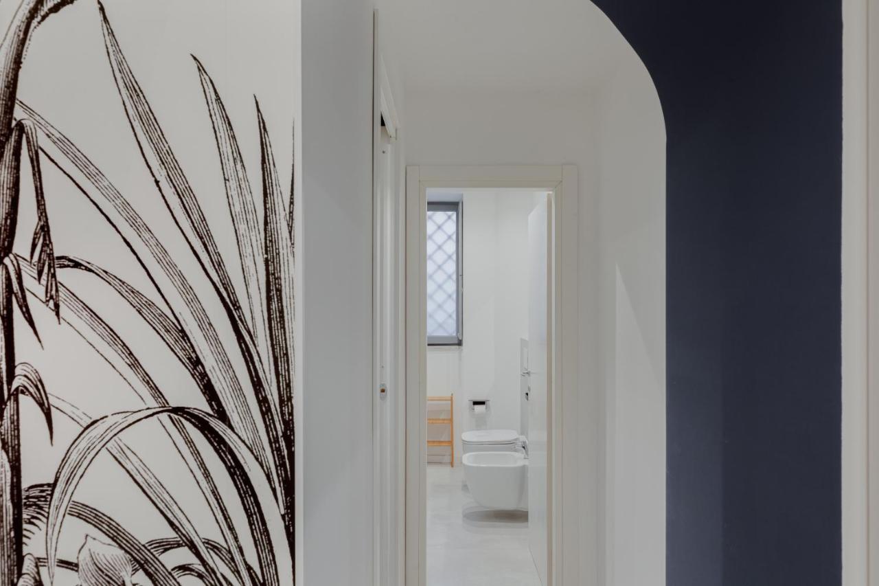 50 Steps To Navona Apartment ローマ エクステリア 写真